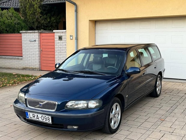 Volvo V70 2.4 D [D5] (Automata) Remek llapot M...